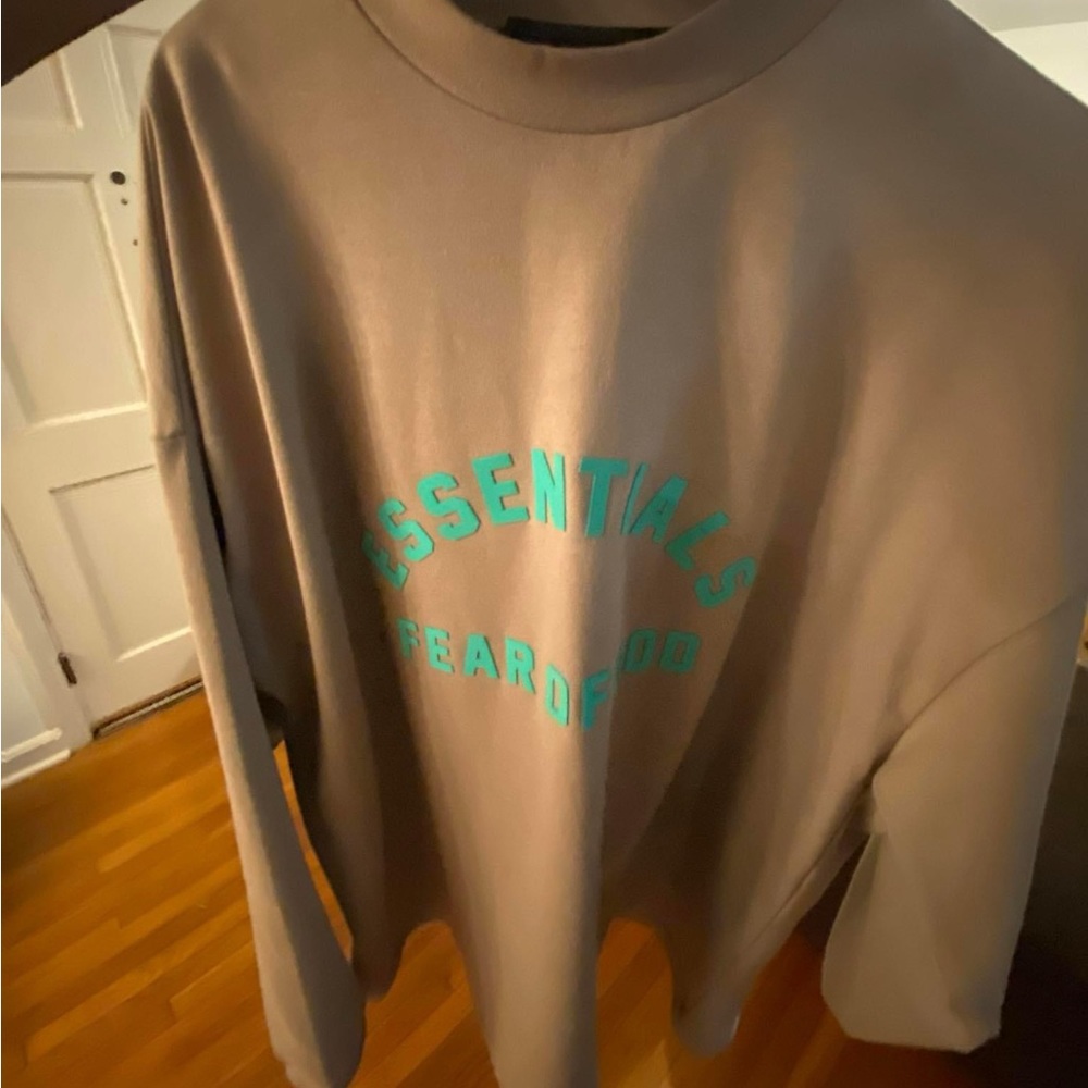 ESSENTIALS SWEATER - Picture 3 of 5